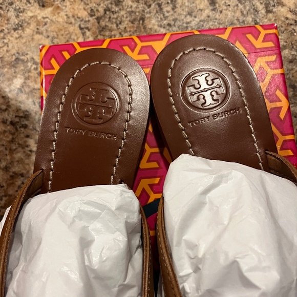 NWT Tory Burch Vegan Tera Flip Flops, Size 8 - Picture 7 of 8